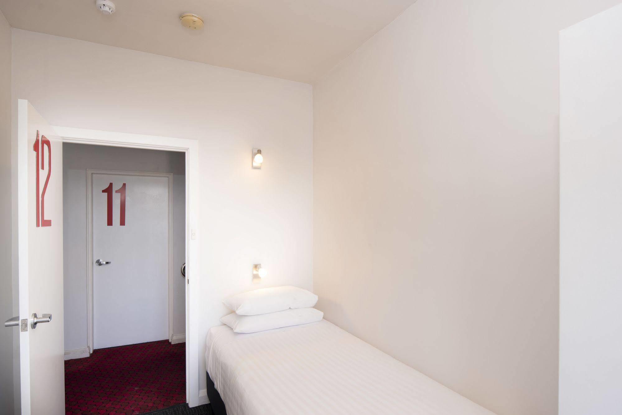 Mowbray Hotel Лонсестон Экстерьер фото